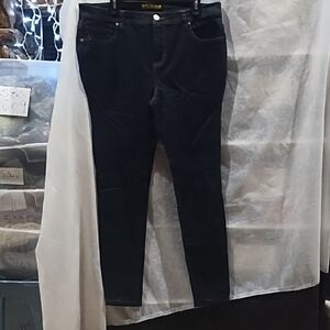 Women's Black Jeans